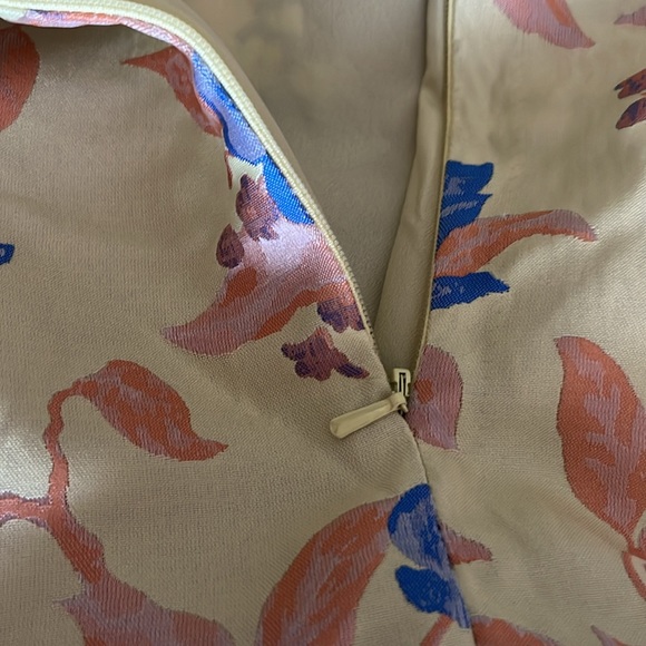 ASOS EDITION blouson off shoulder midi dress in floral jacquard Midi 8 NWT - Picture 11 of 14